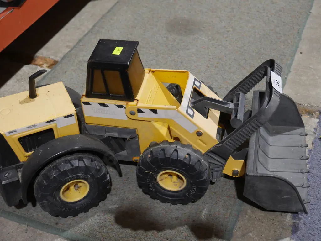Tonka front end loader Image 1++