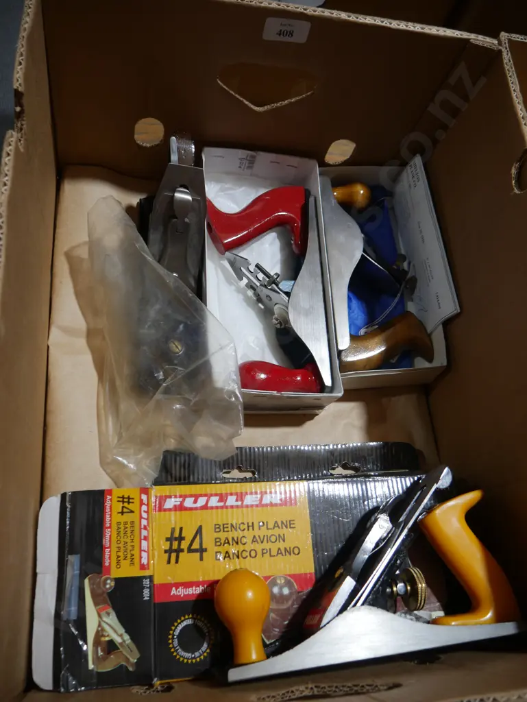 Four wood planes Image 1++