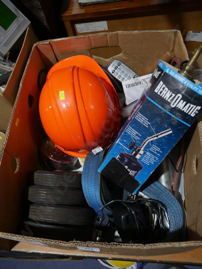 Sander torch hardhat Image 1++