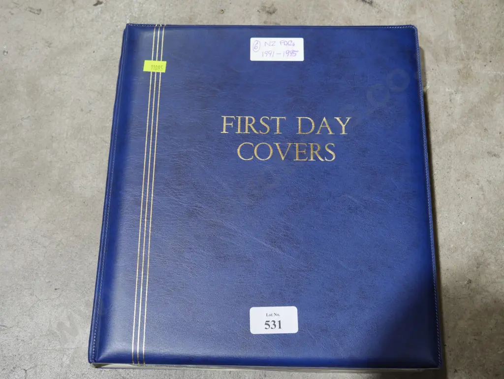 Blue album of New Zealand first day covers Image 1++