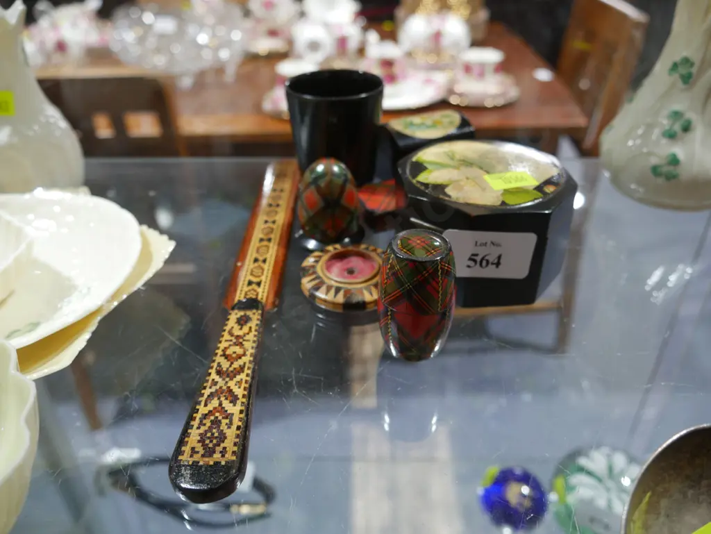 Wooden trinkets Image 1++