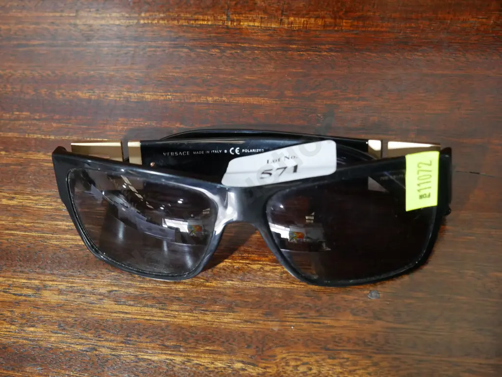 Versace sunglasses Image 1++