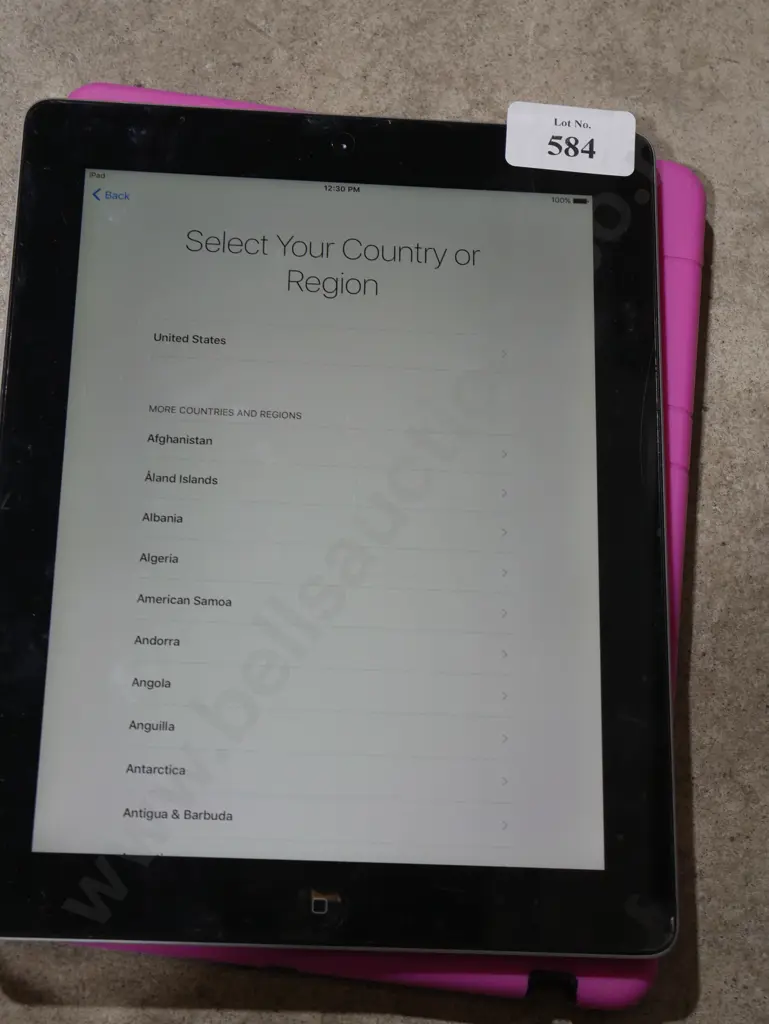 Apple iPad - reset & unlocked Image 1++