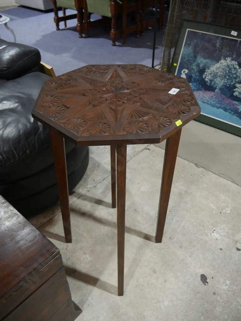 Carved top table Image 1++