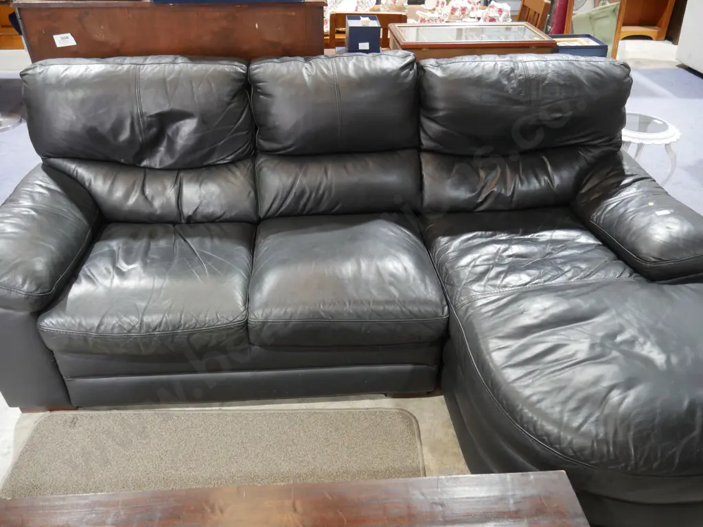 Black leather couch Image 1++