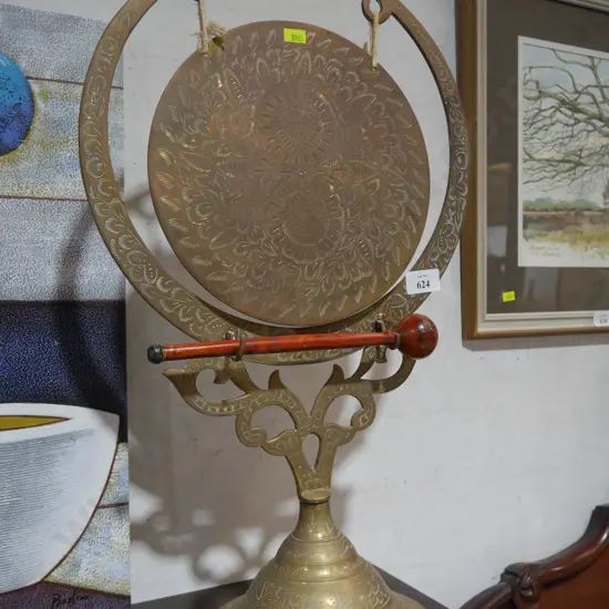 Brass gong