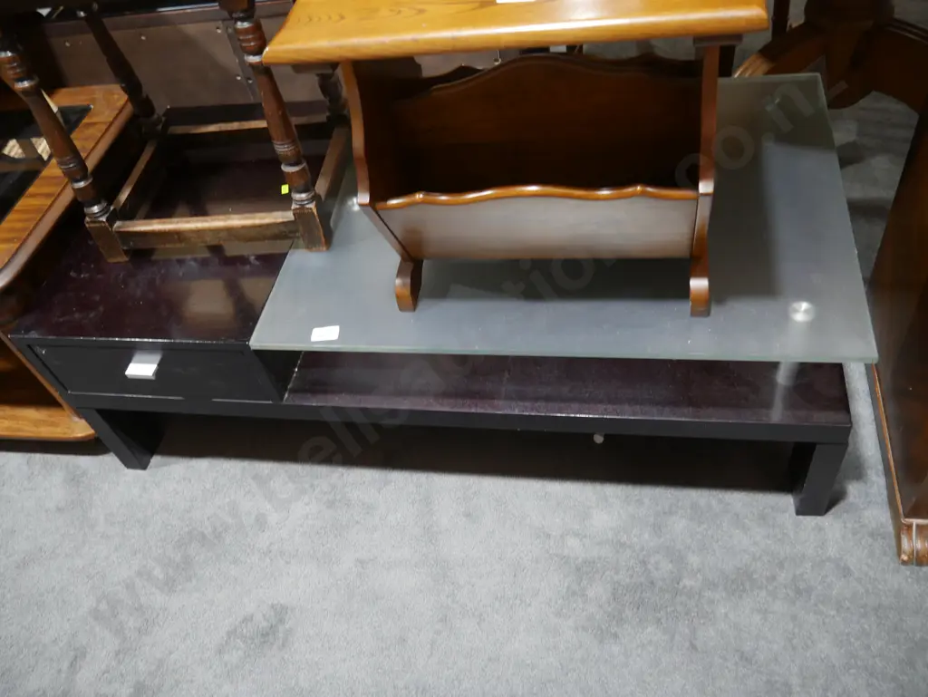 Coffee table Image 1++