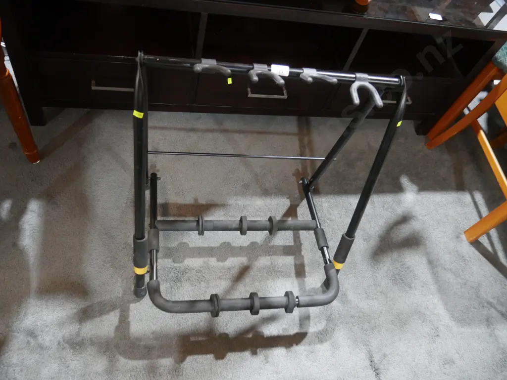 Guitar display rack Image 1++