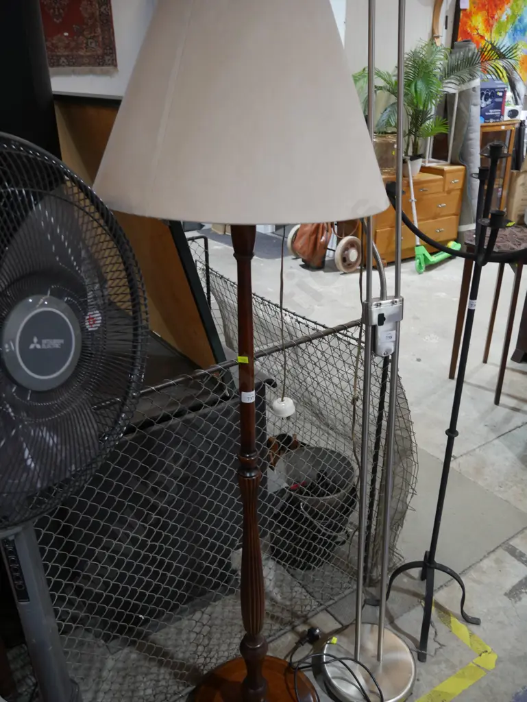 Standard lamp Image 1++