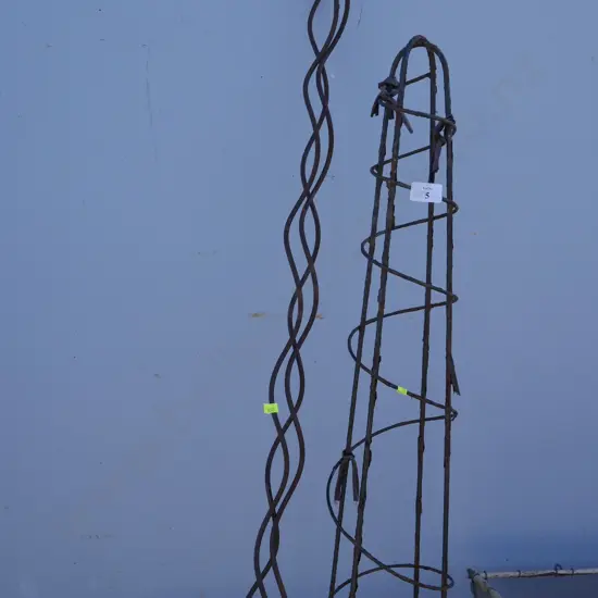 Wire stands