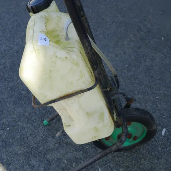 Lawn sprayer