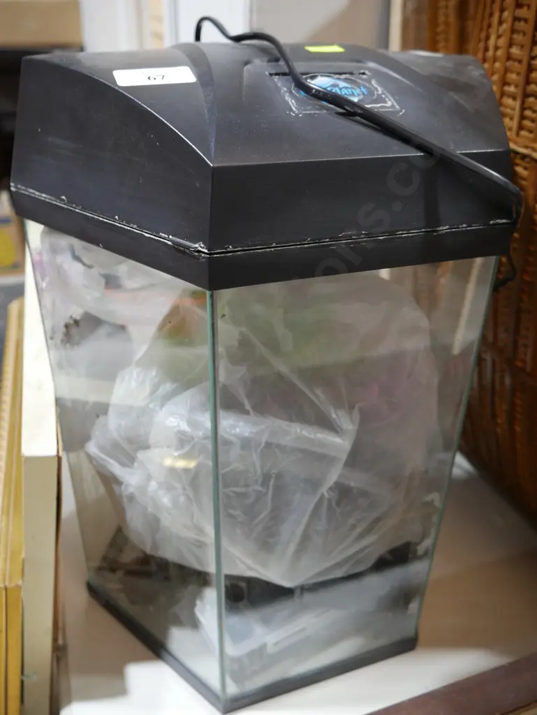 Fish tank Image 1++