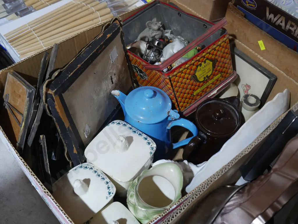 Kitchen containers, small ornaments, picture frames etc Image 1++