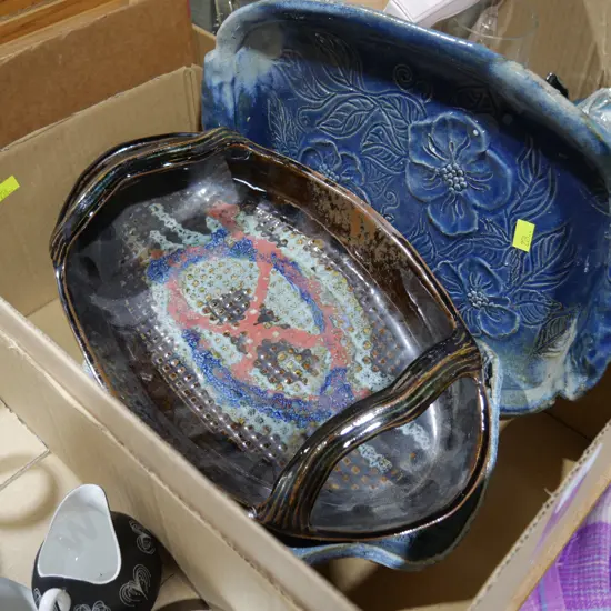 3 pottery dishes