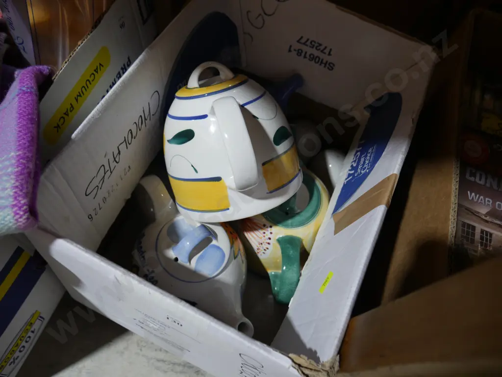 Teapots etc Image 1++