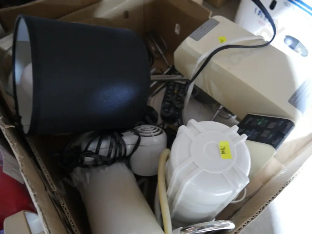 Lamp etc Image 1++