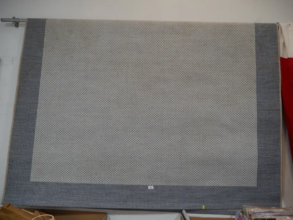 Large mat Image 1++