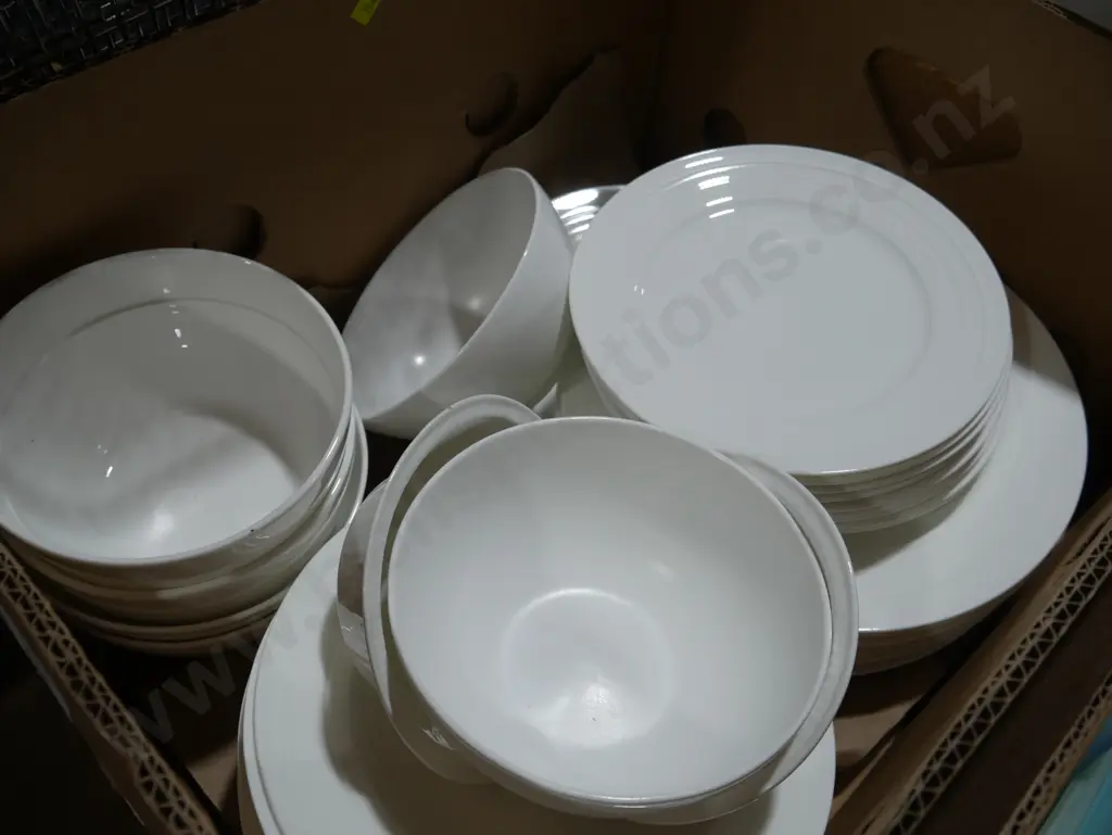 Dinner set Image 1++