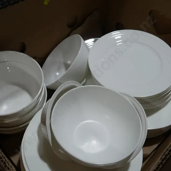 Dinner set