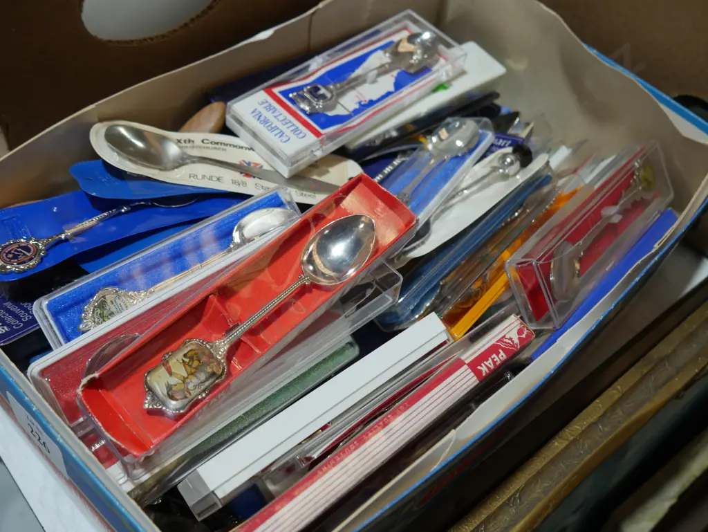 Souvenir spoons Image 1++