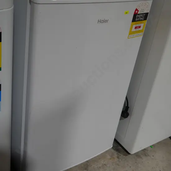 Mini fridge