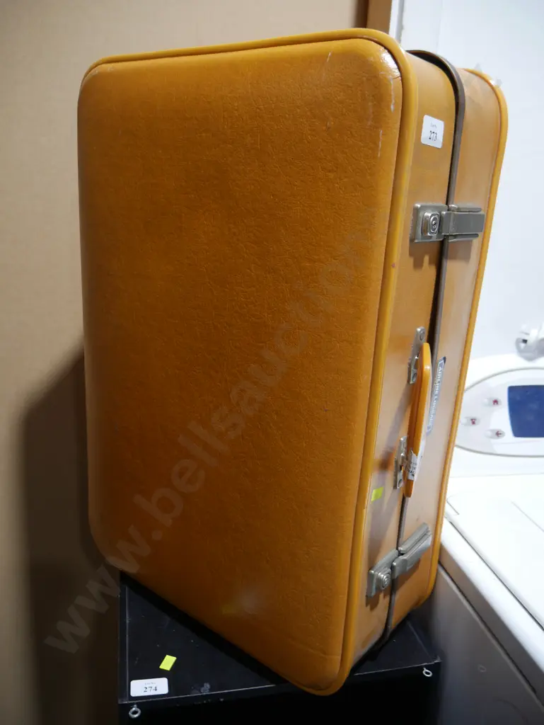Suitcase Image 1++