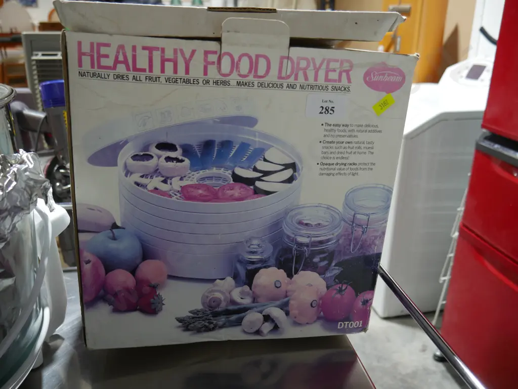 Food dehydrator Image 1++