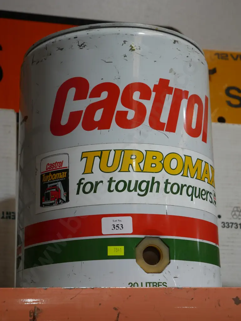 Castrol oil can Image 1++