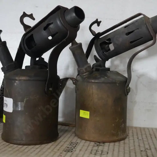 2 blow lamps