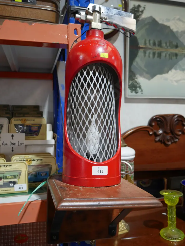 Fire extinguisher lamp Image 1++