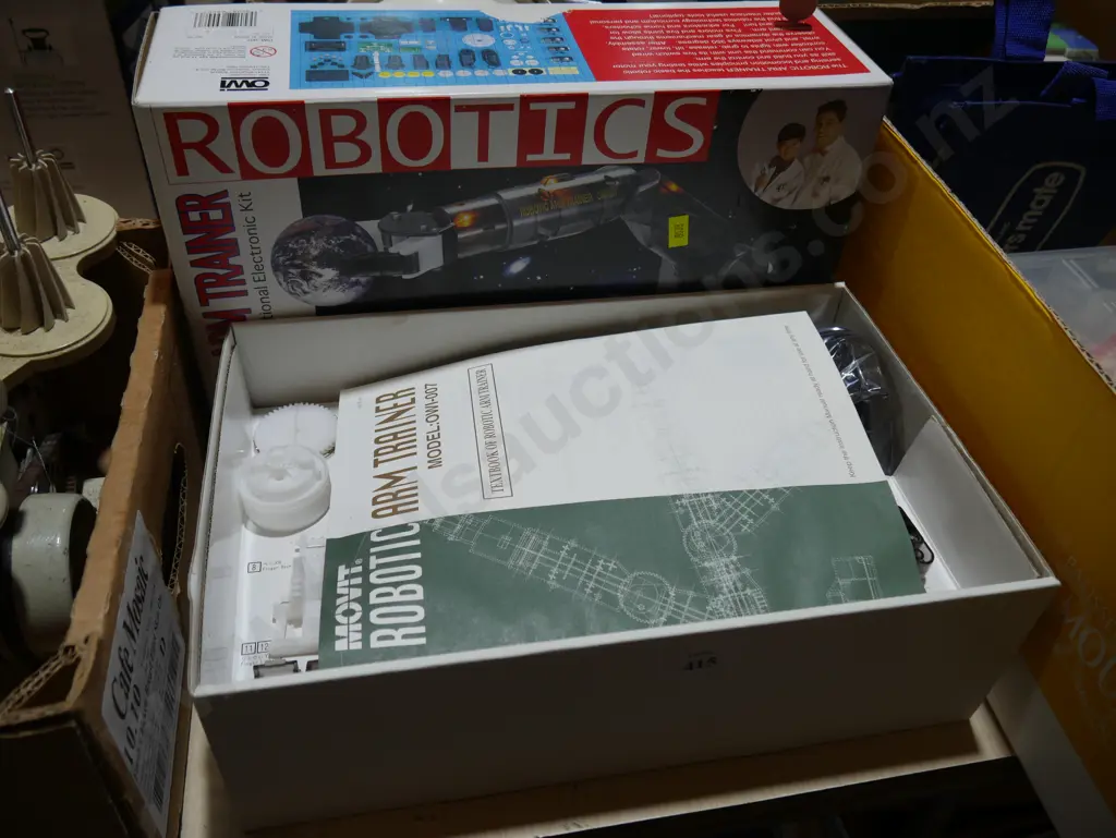 Robotics electronic kit Image 1++