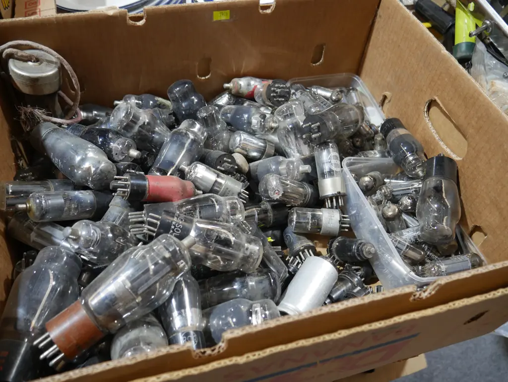 Radio valves Image 1++