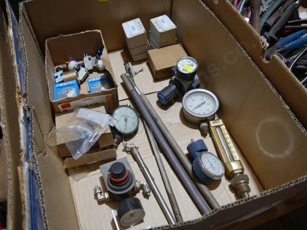 Gauges etc Image 1++