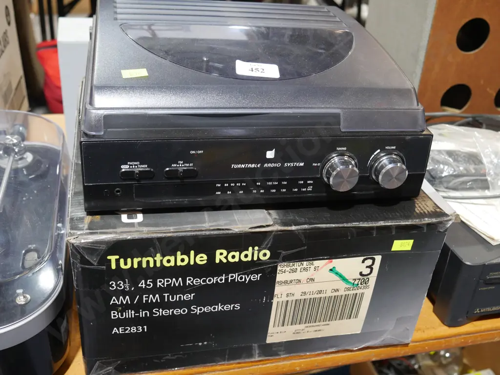Turntable radio system Image 1++