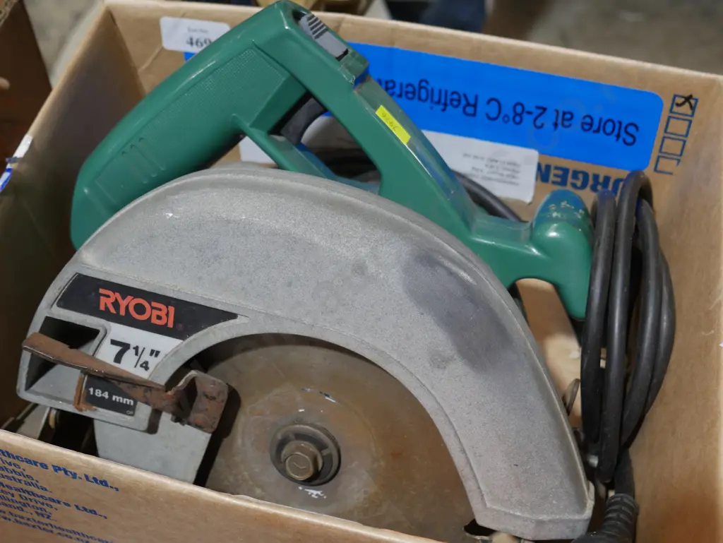 Circular Saw Image 1++