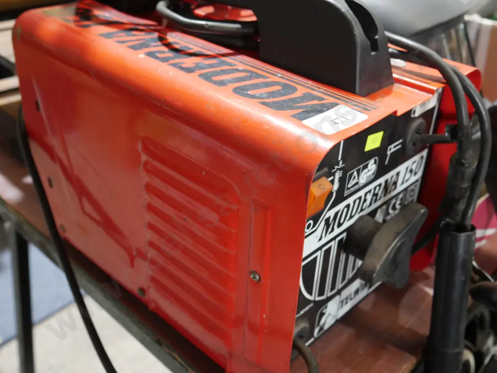 Moderna 150 arc welder Image 1++