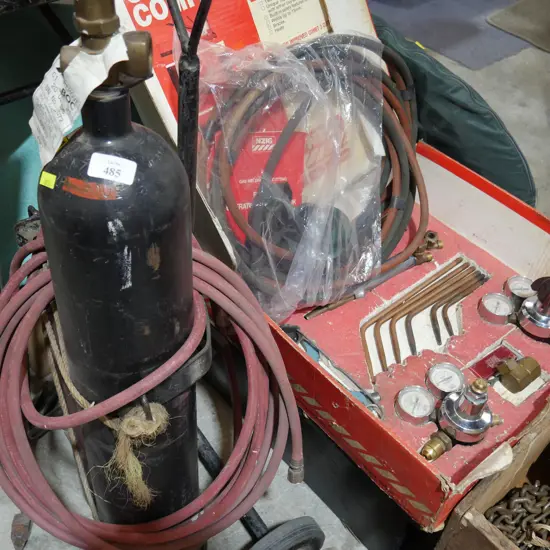 Gas welder