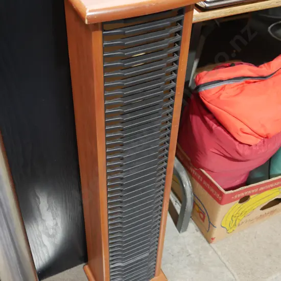 Cd stand