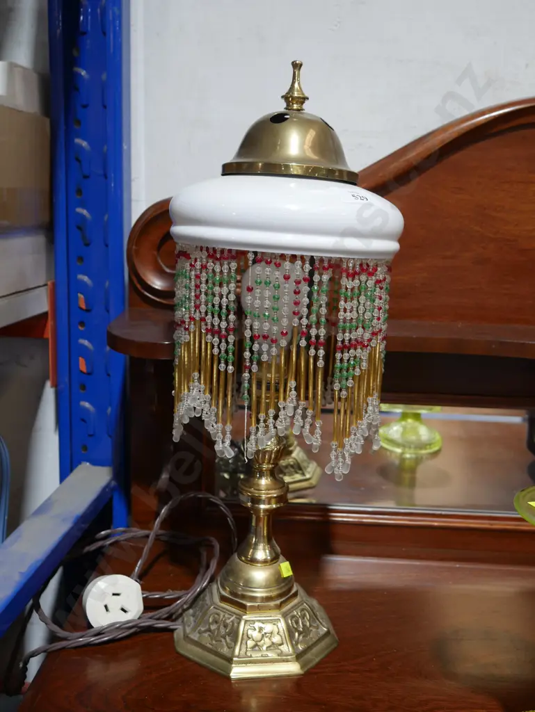 Ornate lamp Image 1++