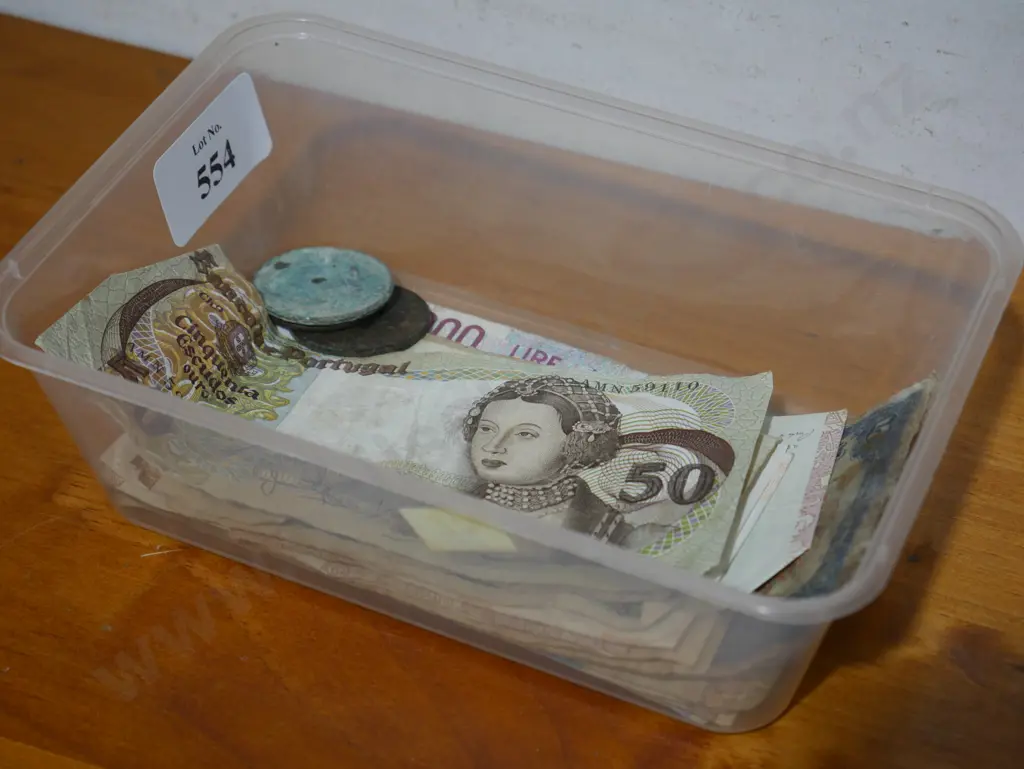 Bank notes Image 1++