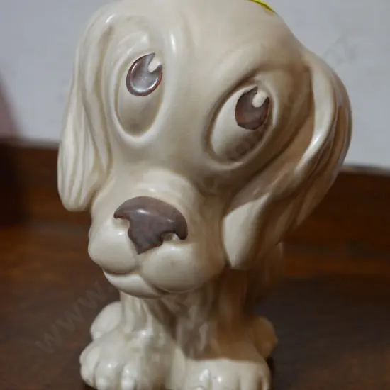 Sylvac dog
