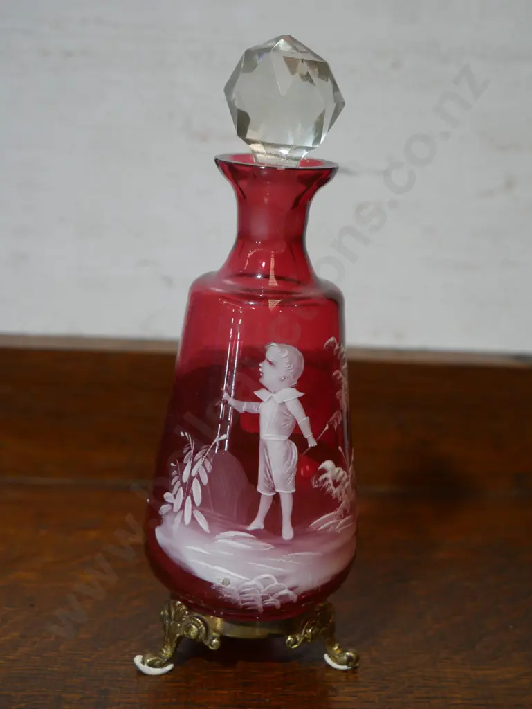 Mary Gregory scent bottle Image 1++