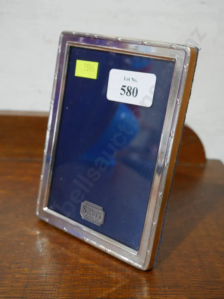 S/silver photo frame Image 1++