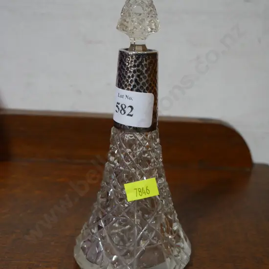 S/silver top perfume bottle
