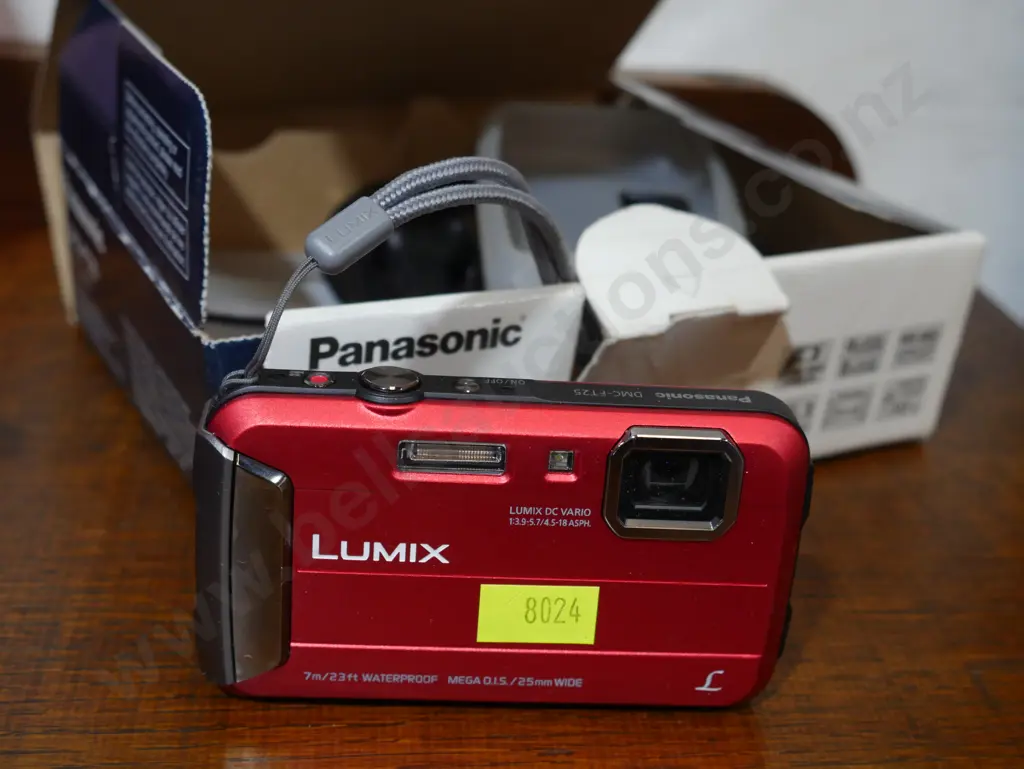 Digital camera Image 1++
