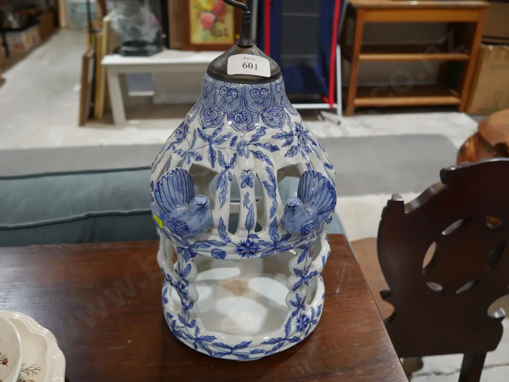 Blue and white bird feeder Image 1++