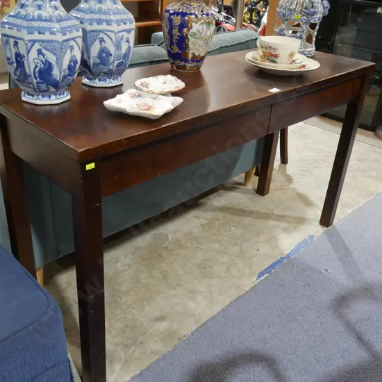 Hall table