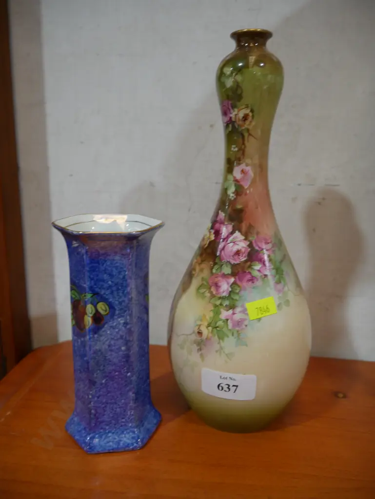 2 old vases Image 1++