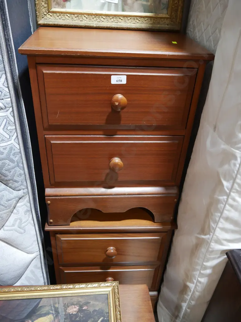 Pair of bedside cabinet Image 1++