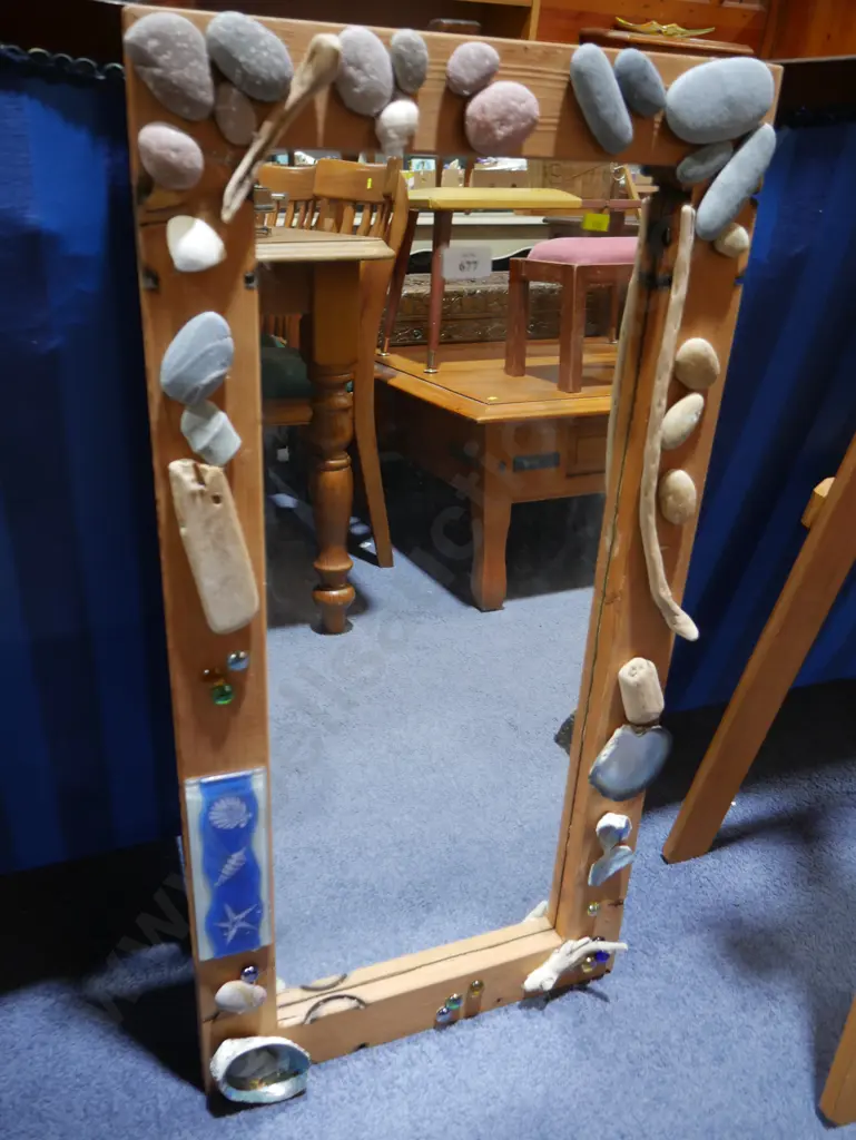 Folk art mirror Image 1++